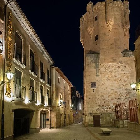 Luxor Torre del Clavero Apartments Salamanca Esterno foto